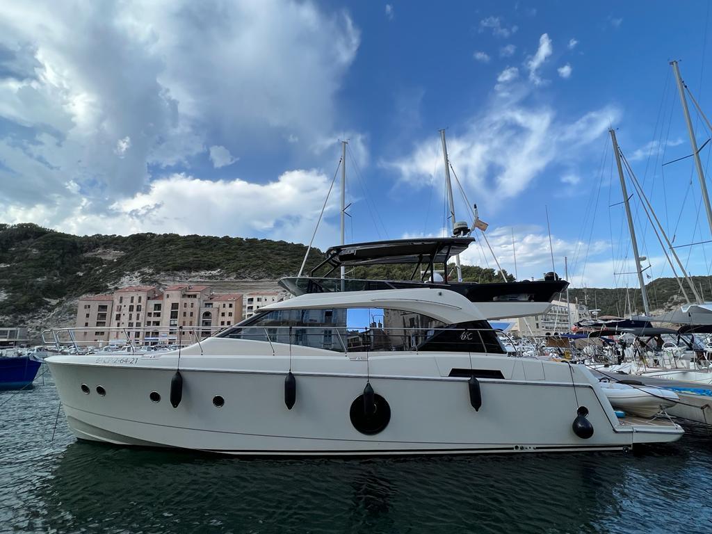 Monte-Carlo Yachts MC6