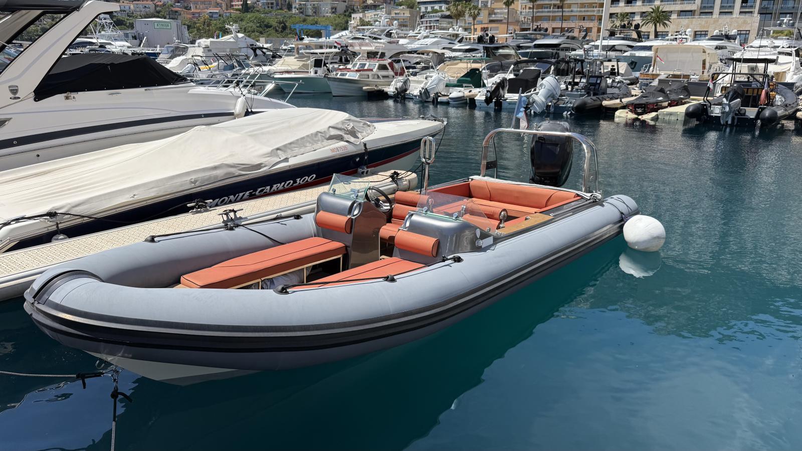 RIB-X eXige 760 Phaeton